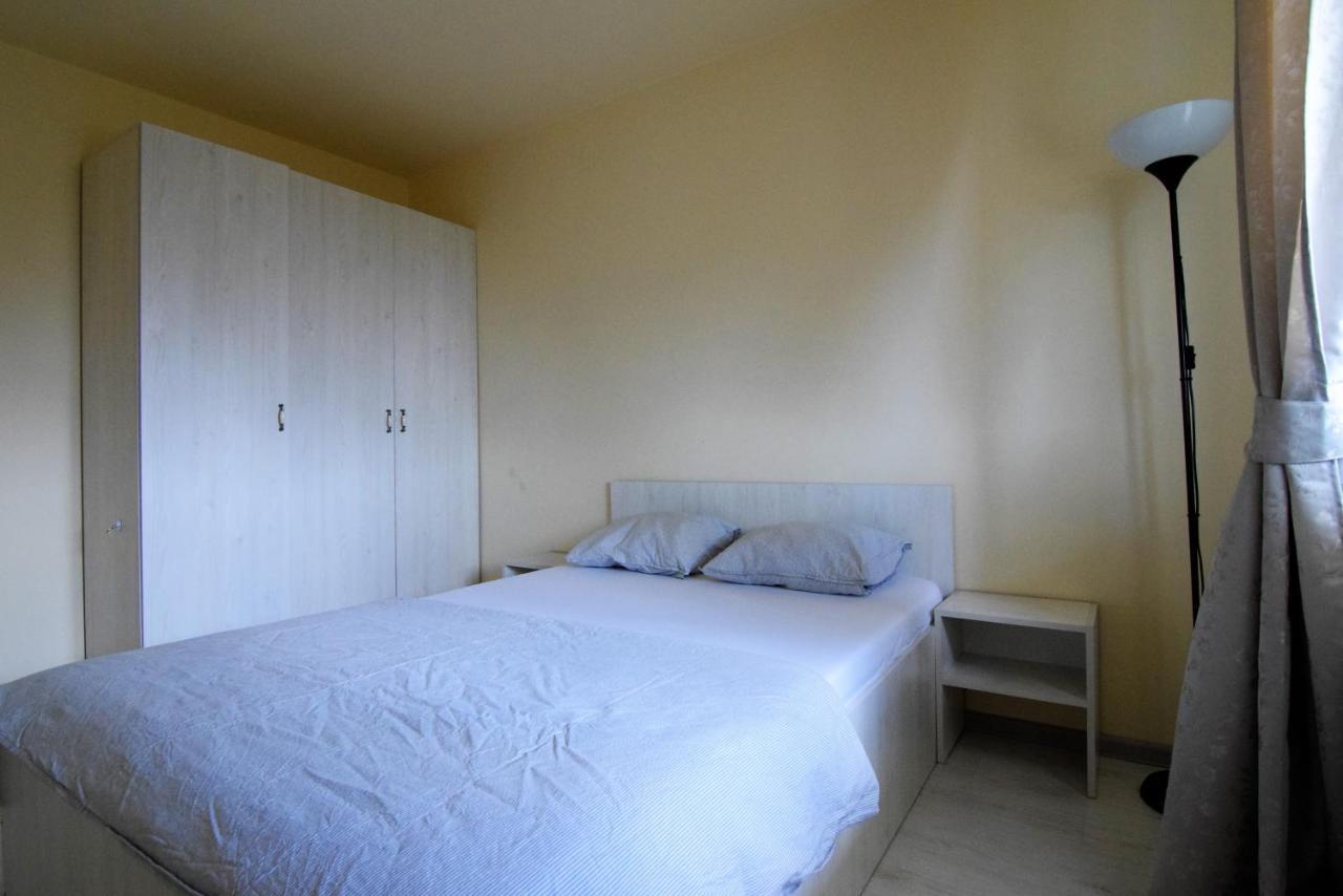 Gara De Nord - Resedinta Lui Calin Apartment Bucharest Luaran gambar